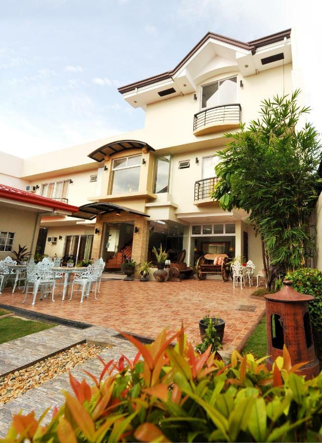Harbour Gardens Tourist Inn Città di Tagbilaran Esterno foto