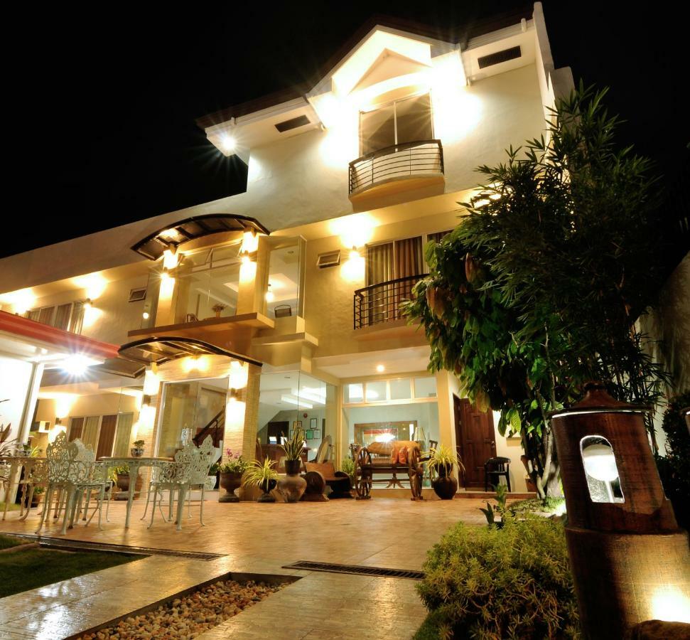 Harbour Gardens Tourist Inn Città di Tagbilaran Esterno foto